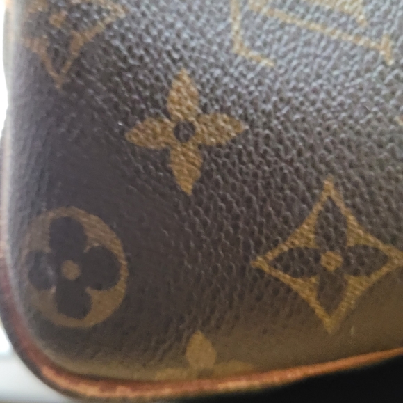 Auth vintage Louis Vuitton monogram keepall 45 (lock included with key) - Picture 3 of 13